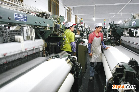 國(guó)際市場(chǎng)低迷 我國(guó)紡織企業(yè)面臨寒冬