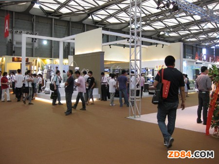 ���Օr���Ї����H�Ҽ�չ�OӋ�c�������M