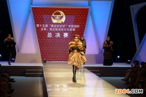 Ƥ���Ƥ���b�OӋ&ldquo;ȫ�\��&rdquo;ԏጕr���³���