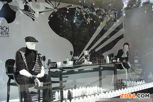 �КW���b��Ь�(l��i)�Ј�(ch��ng)�����L(zh��ng) ȱ�����ۿ��g