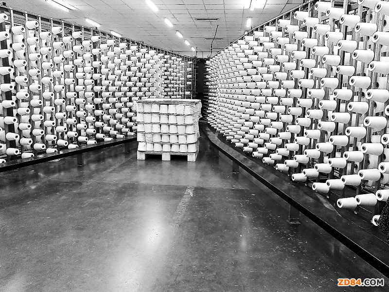 ���ϰl(f��)չע�ص�̼�h(hu��n)��