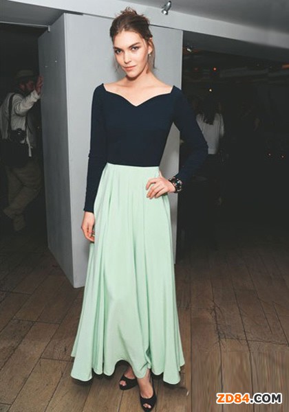 ��ˬ�؂䱡�ɾG��Ʒ ������δ��䱡�ɾG