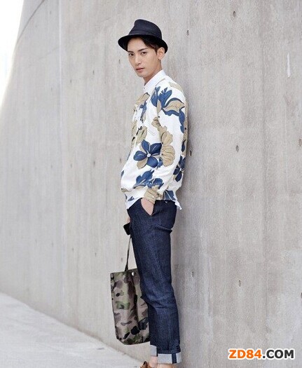 ����ʾ��������ñ�Ӵ���