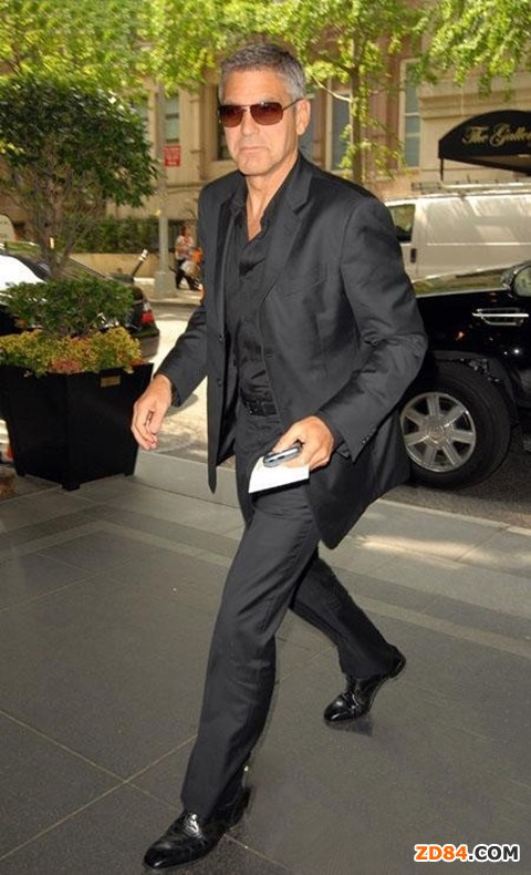 ��ʿ���b����ָ�� ��ͬ���ϲ�ͬ���䴩��