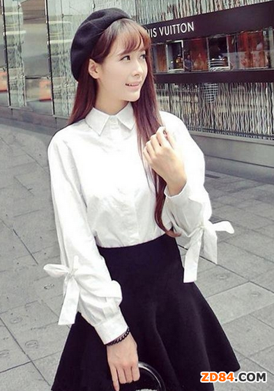 ���I(l��ng)�r���ڶ��� ��ɫ��׃����