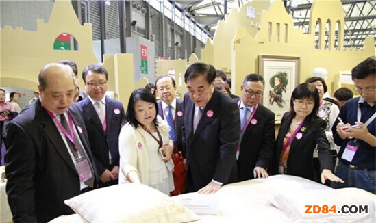 �������ω�����c��һͬ�P�c(di��n)2014�鼏�r���Ļ���