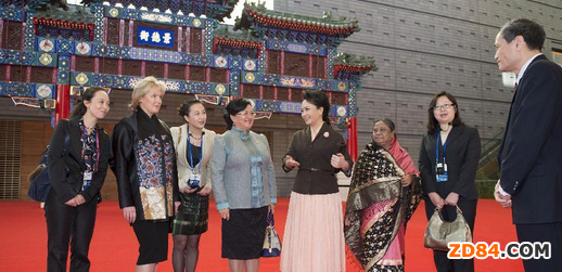 2015�I(y��)�bչ�������Ї����b�߼�(j��)˽�˶����w�(y��n)�^