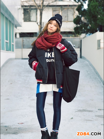 �n��������Ů ���b���������з���