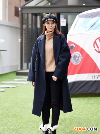 �n��������Ů ���b���������з���